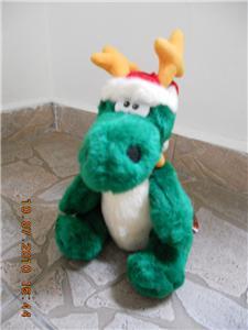 Green Reindeer with hat