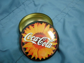 Unique and nice coca cola collectible