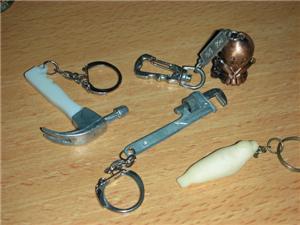 Keychains -tools and shell