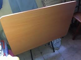 Foldable table