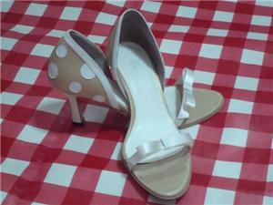 Polka dots heels