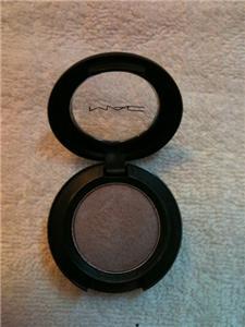 M.a.c eye shadow