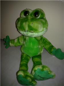 Green Frog by Shangri_la Rasa