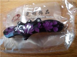 BN-hair clip