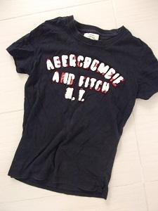 Abercrombie dark blue t-shirt