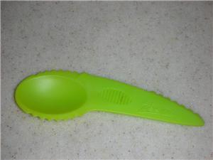 kiwi cutter + spoon 2in1-clearance