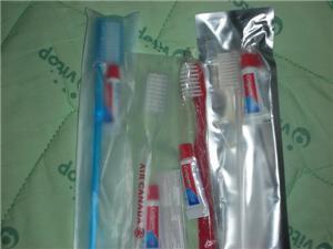 colgate travel size toothbrush and toothpaste set