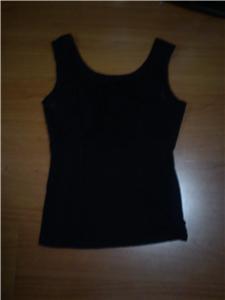 M size Black Top