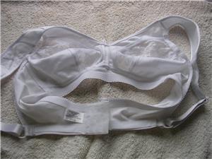 Brand new, White Bra, 34B